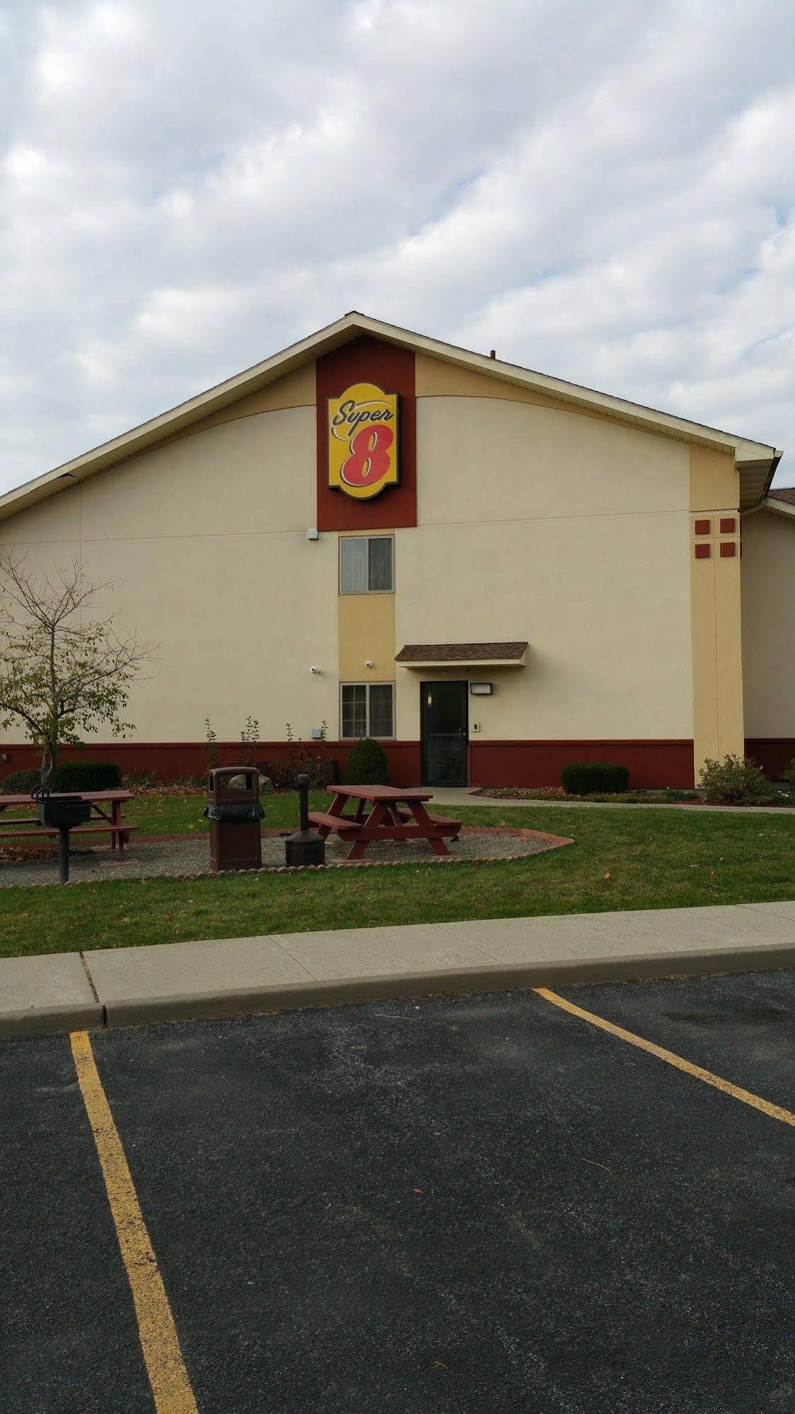 Super 8 By Wyndham Cobleskill Ny Zewnętrze zdjęcie