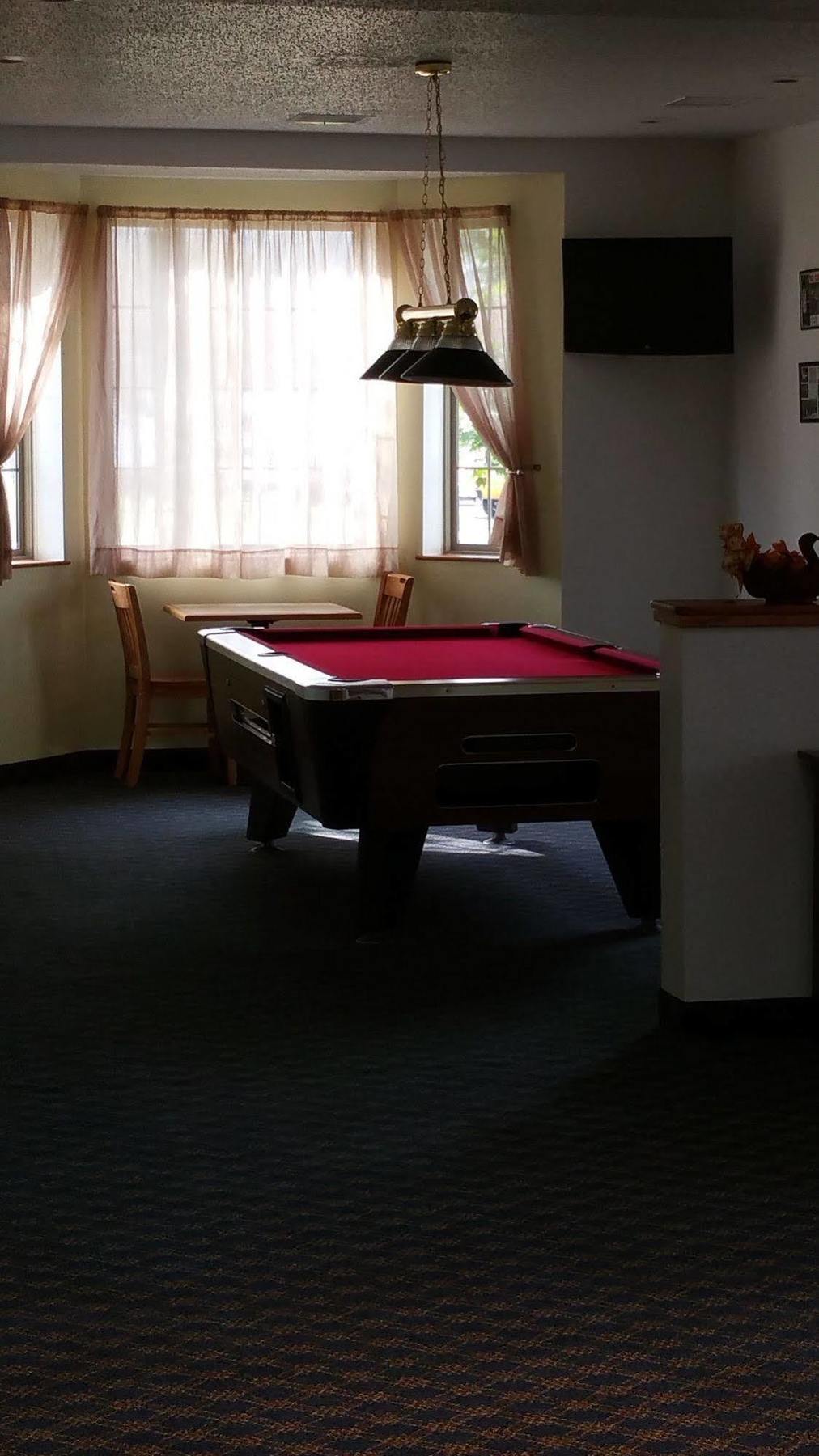 Super 8 By Wyndham Cobleskill Ny Zewnętrze zdjęcie