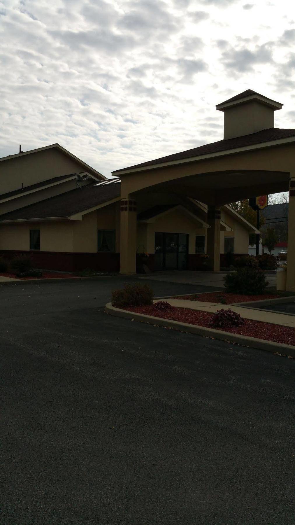 Super 8 By Wyndham Cobleskill Ny Zewnętrze zdjęcie